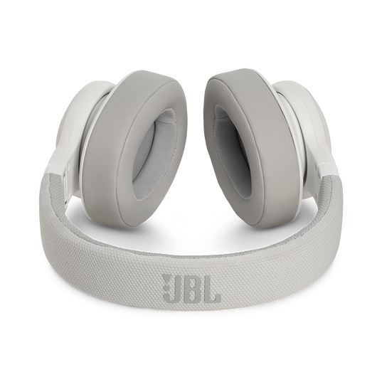 JBL E55BT - White - Wireless over-ear headphones - Detailshot 3