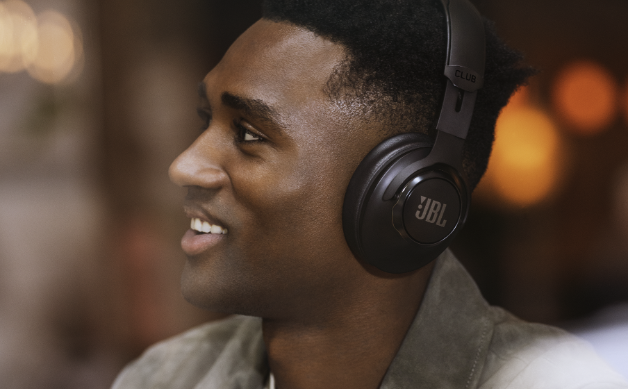 JBL Club 950NC | Wireless over-ear noise cancelling headphones