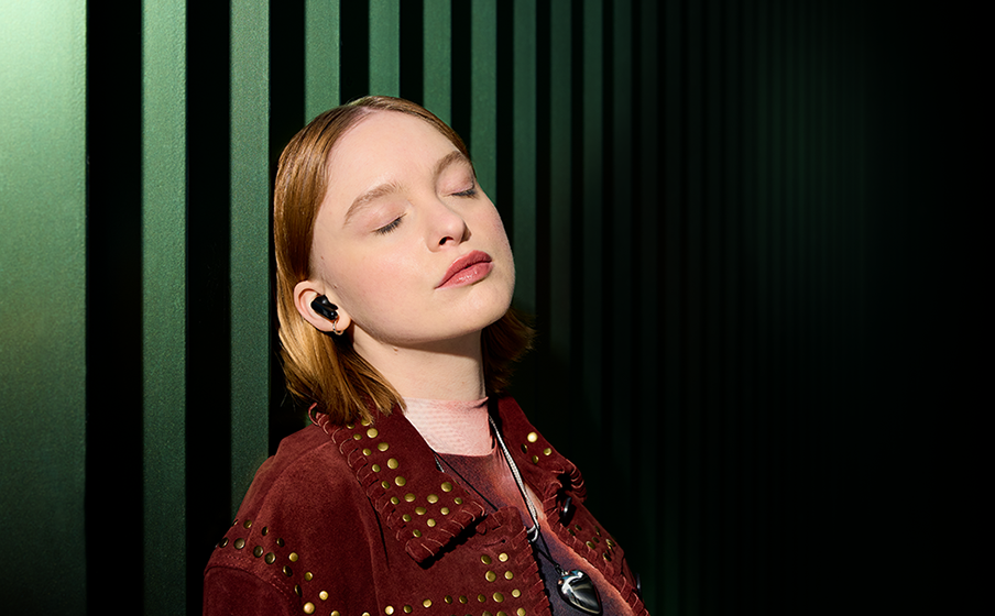 Hi-Res Audio Wireless with JBL signature sound